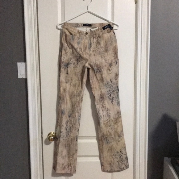 Women’s Printed Pants - Picture 1 of 4